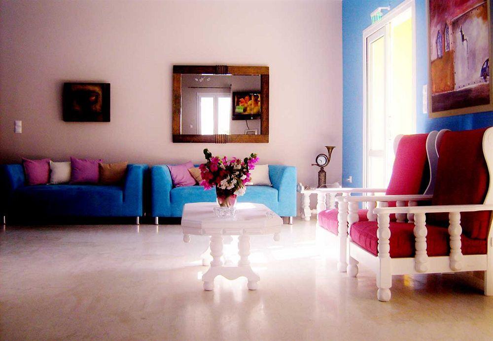 Zorbas Hotel Santorini Pyrgos Kallistis Exterior photo