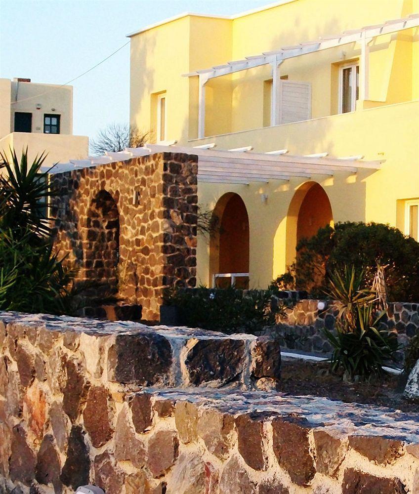 Zorbas Hotel Santorini Pyrgos Kallistis Exterior photo