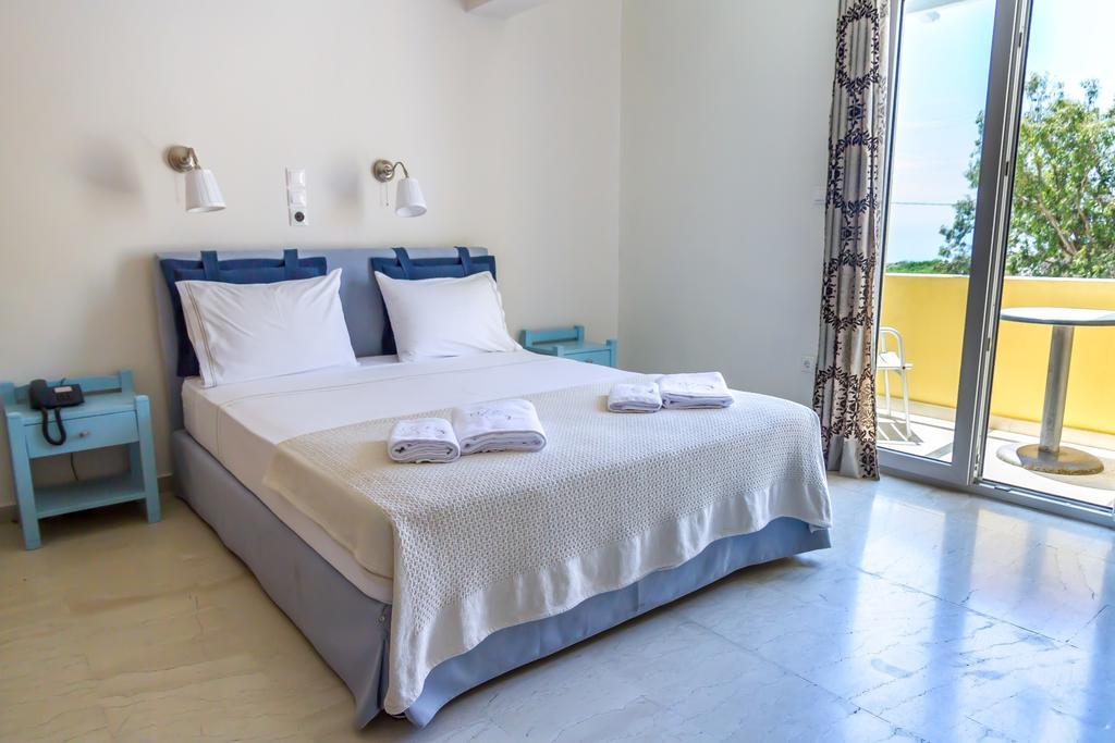 Zorbas Hotel Santorini Pyrgos Kallistis Room photo