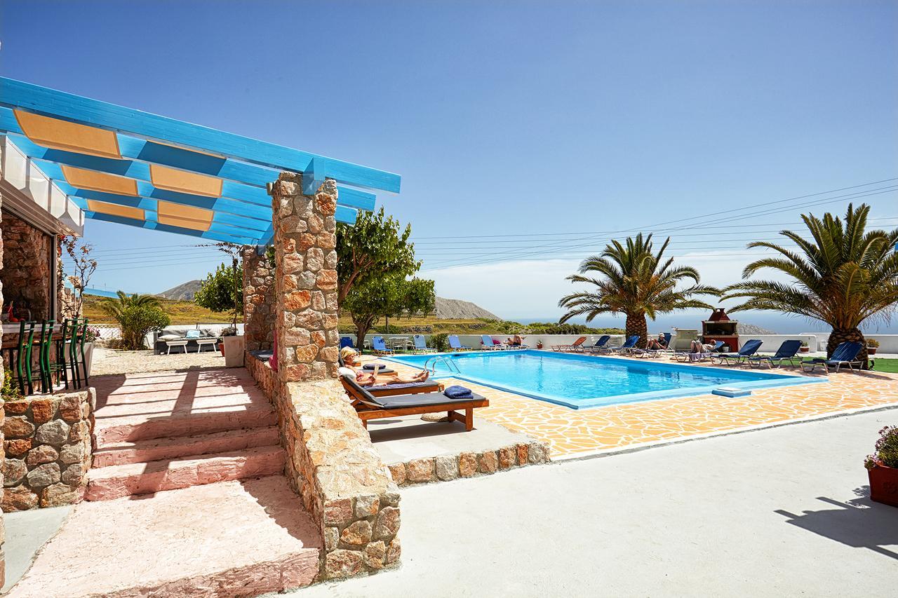 Zorbas Hotel Santorini Pyrgos Kallistis Exterior photo